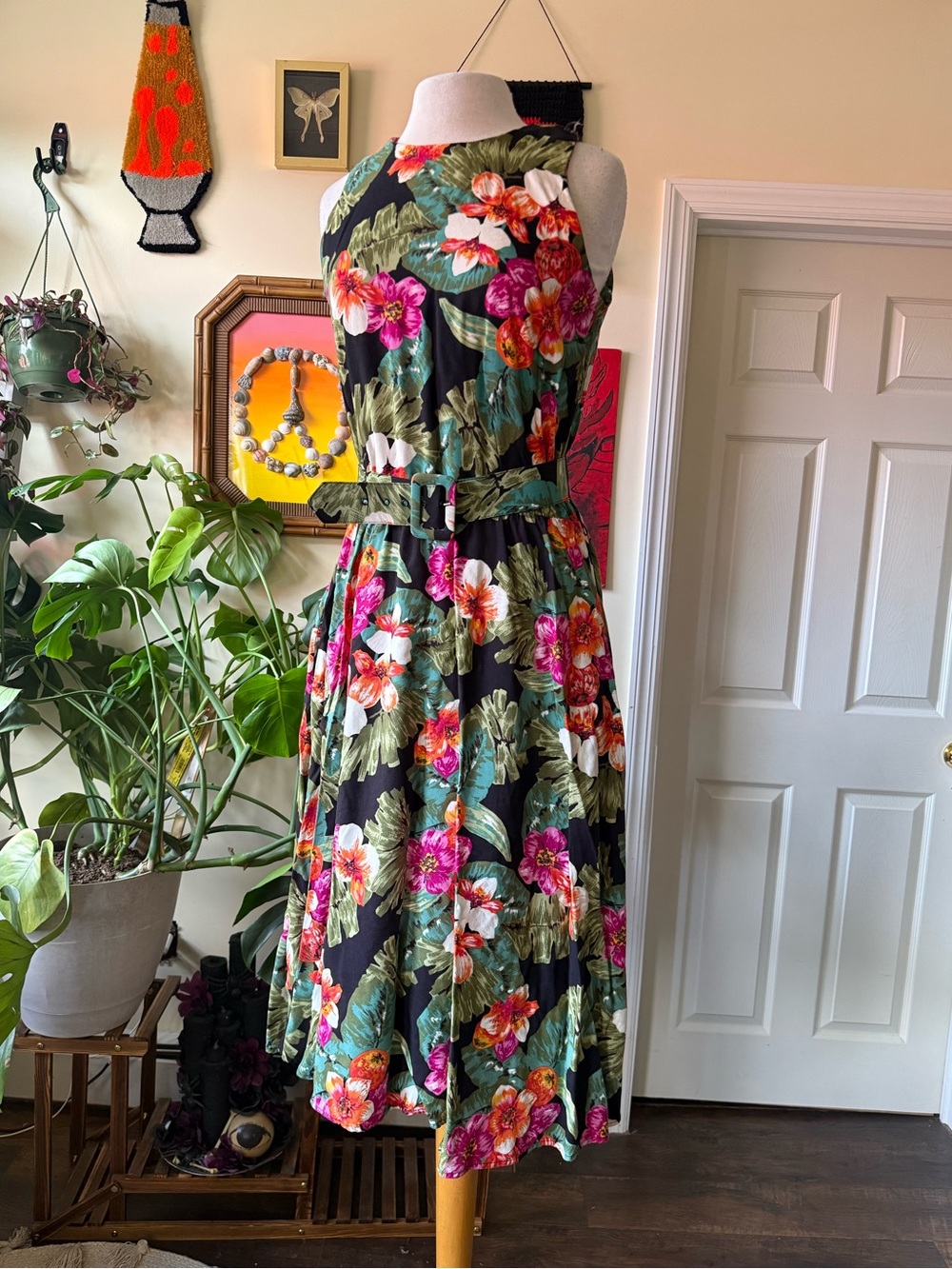 80’s Vintage Floral Midi Dress in Black with Tropical Print And Matching Belt